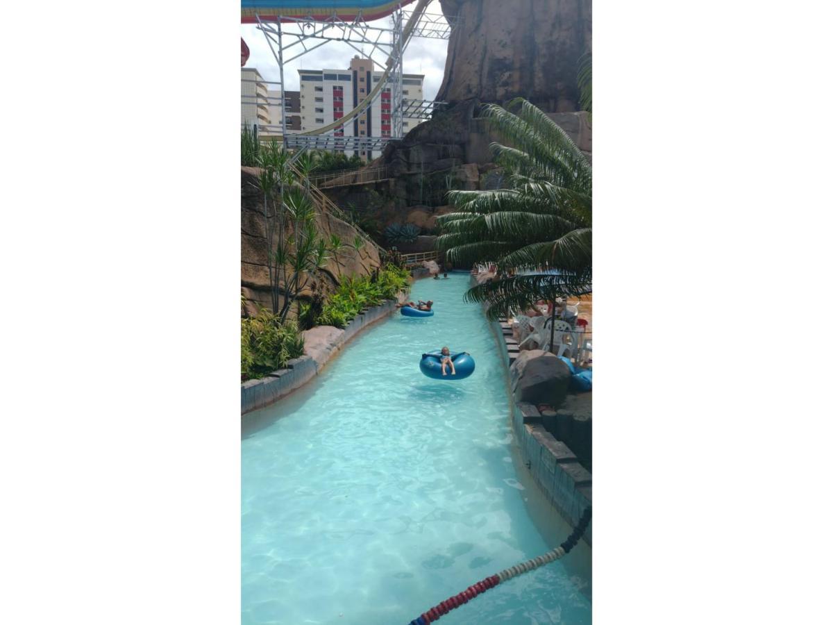 Spazzio Diroma - Acqua Park E Splash Apartamento Caldas Novas