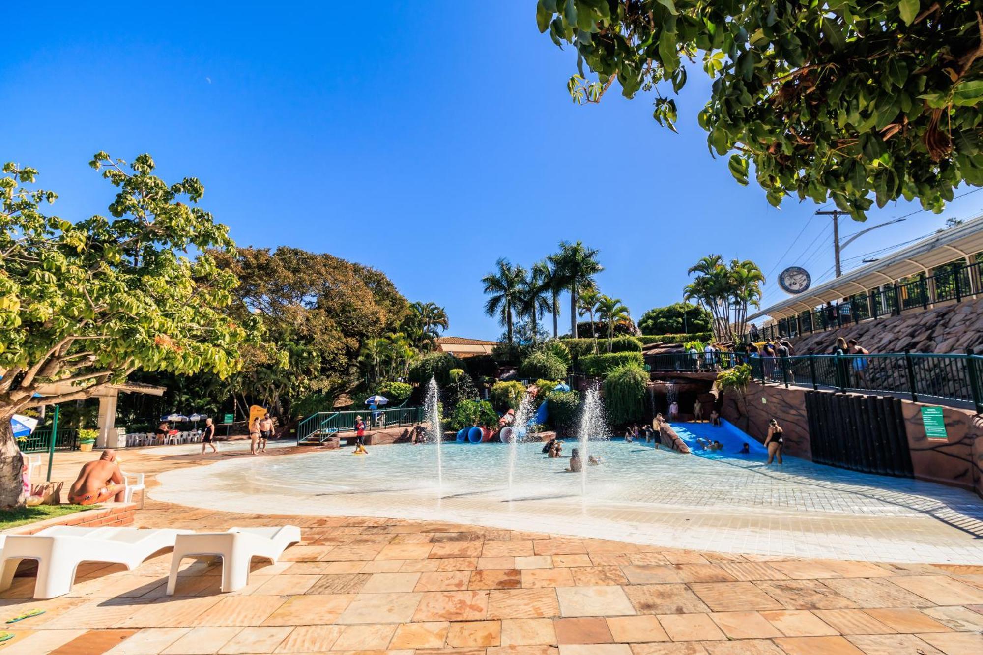 Spazzio Diroma - Acqua Park E Splash Apartamento Caldas Novas